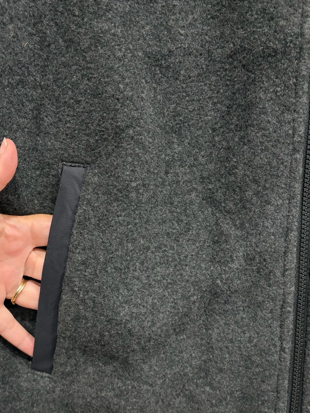 SmartWool Women's Large Second Cut Fleece Vest Wool Blend Charcoal NWT Grey